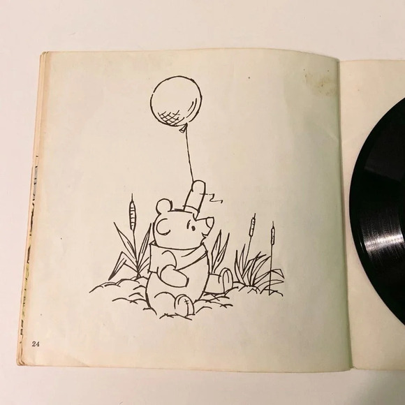 Vintage 1965 Disney Winnie the Pooh and the Honey Tree 7  Inch Record and Book - Picture 9 of 16